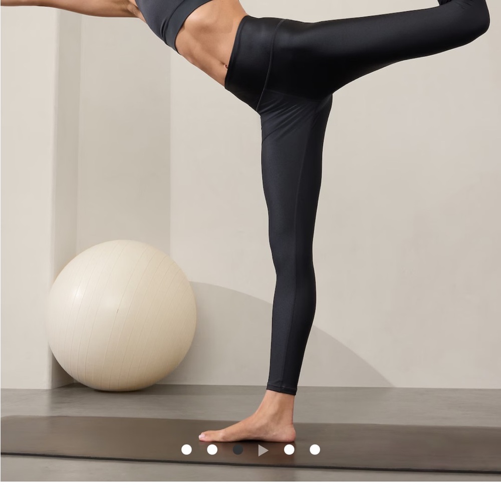 LIKE NEW Athleta Elation Ultra High Rise Leggings - Black Sand Matte Sheen - M